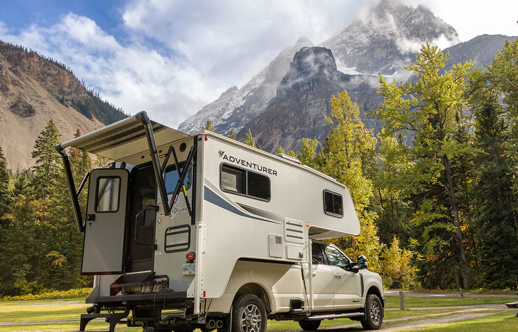 Truck Camper, , hi-res image number 2